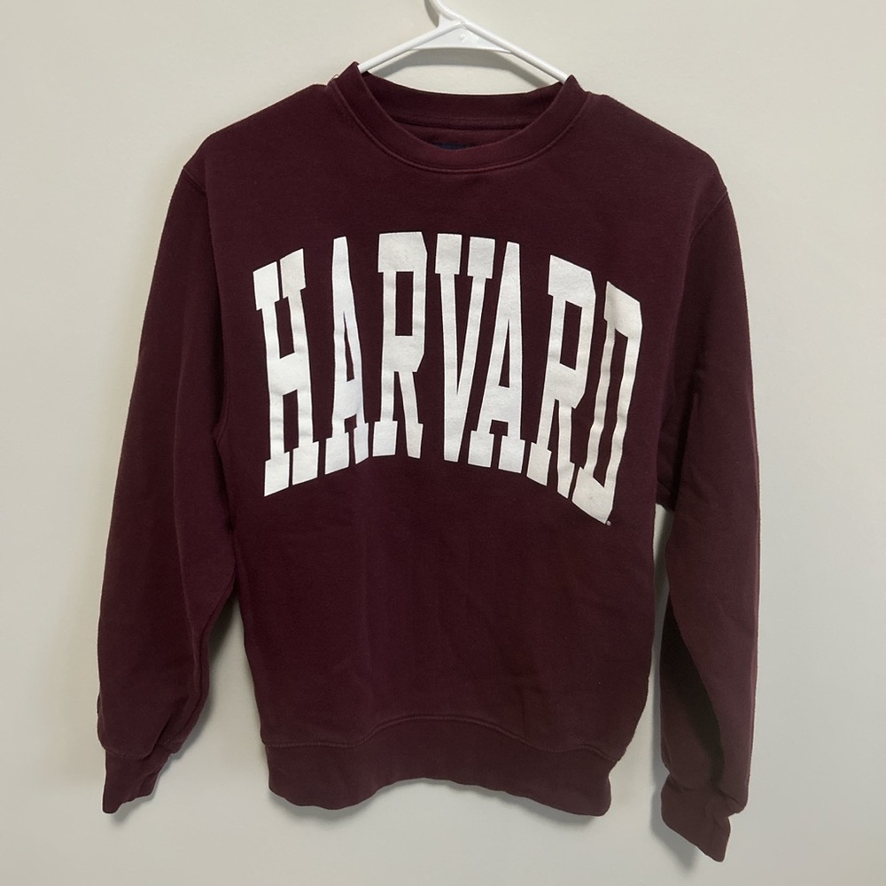 Harvard Crew Neck